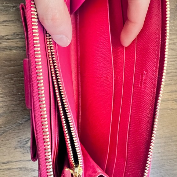 Pink Prada Saffiano Bow Zippy Wallet (Authentic) - Picture 8 of 15